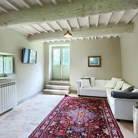 Elda Villa